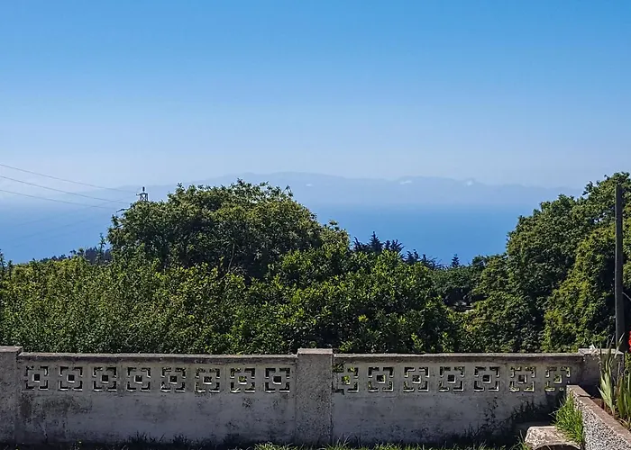 Maison Mialon: Amidst Of Nature *